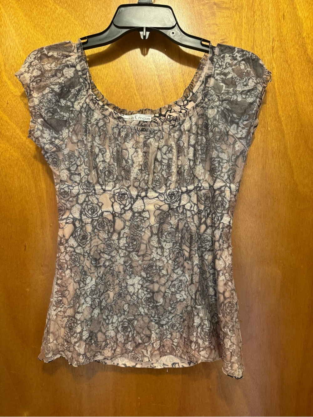 Moa Moa Pink and Gray Floral Lace Cap Sleeve Blouse